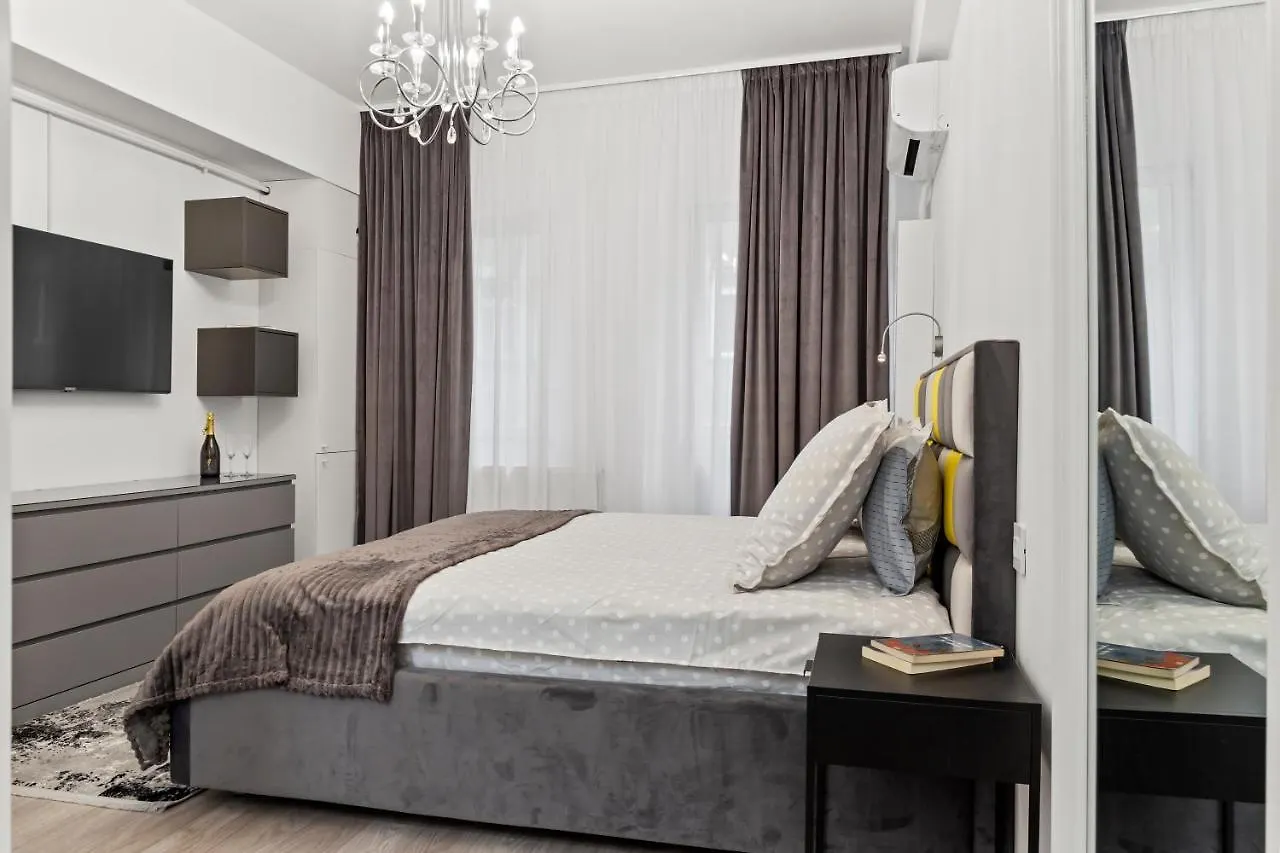 Brand New Studio - Old Town location