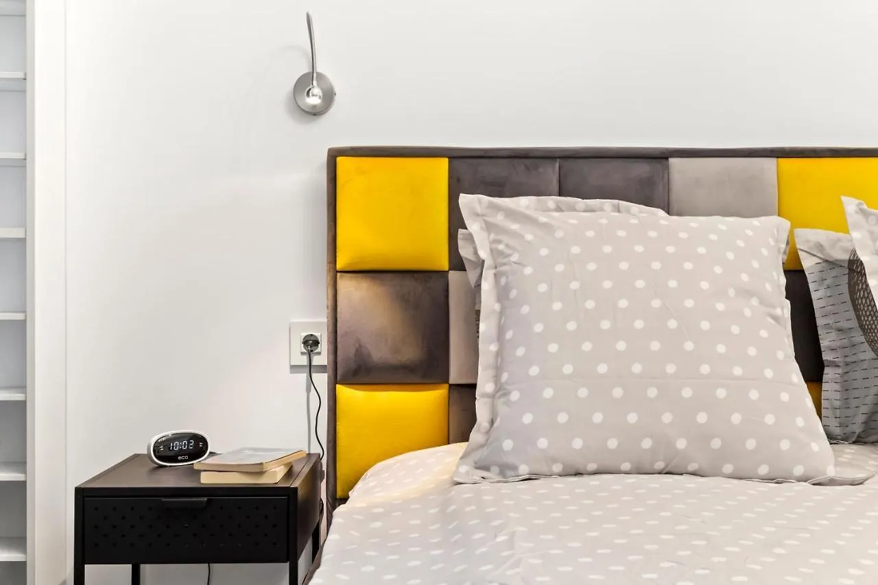 Brand New Studio - Old Town Bukarest Apartman